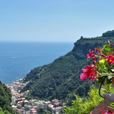 Amalfi Sea View Villa Скала Екстериор снимка