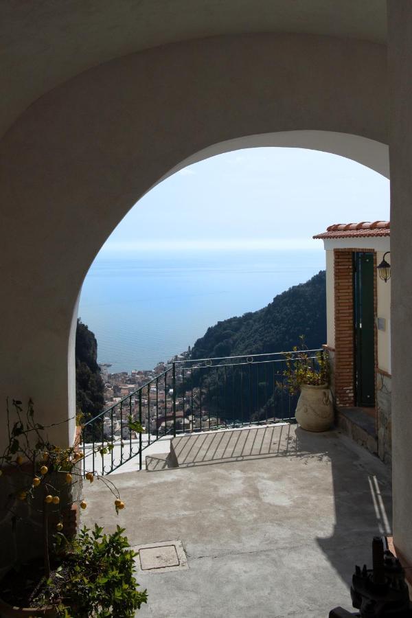 Amalfi Sea View Villa Скала Екстериор снимка